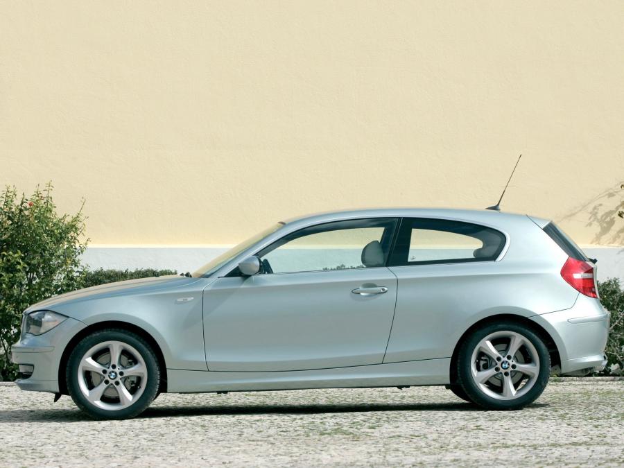  BMW 120i 3-Door 2007 года  (фото 49 из 70)